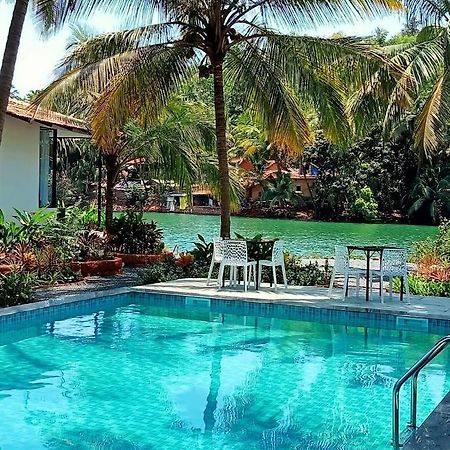 Pont Bleu Suites Riverside & Pool カナコナ エクステリア 写真
