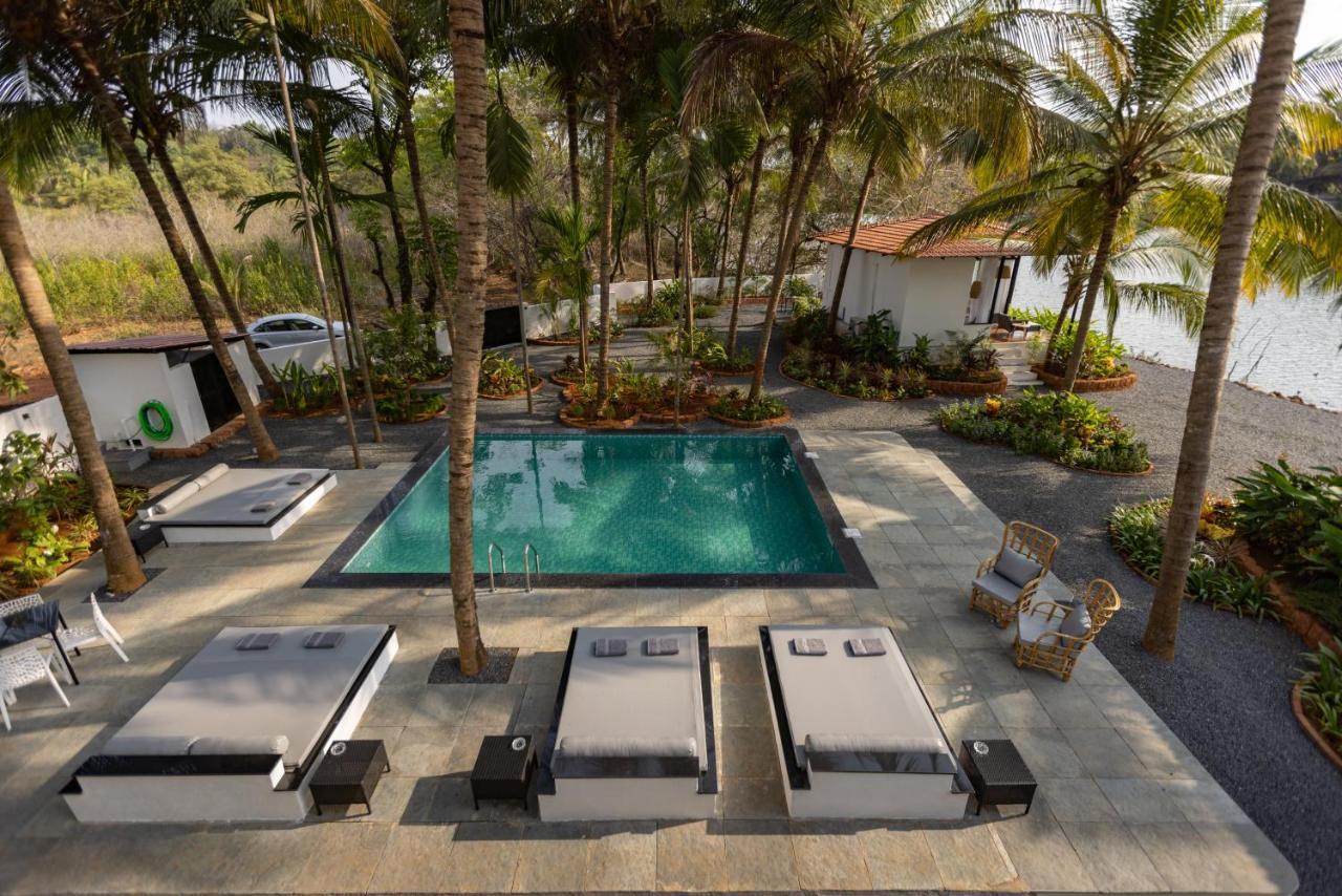 Pont Bleu Suites Riverside & Pool カナコナ エクステリア 写真