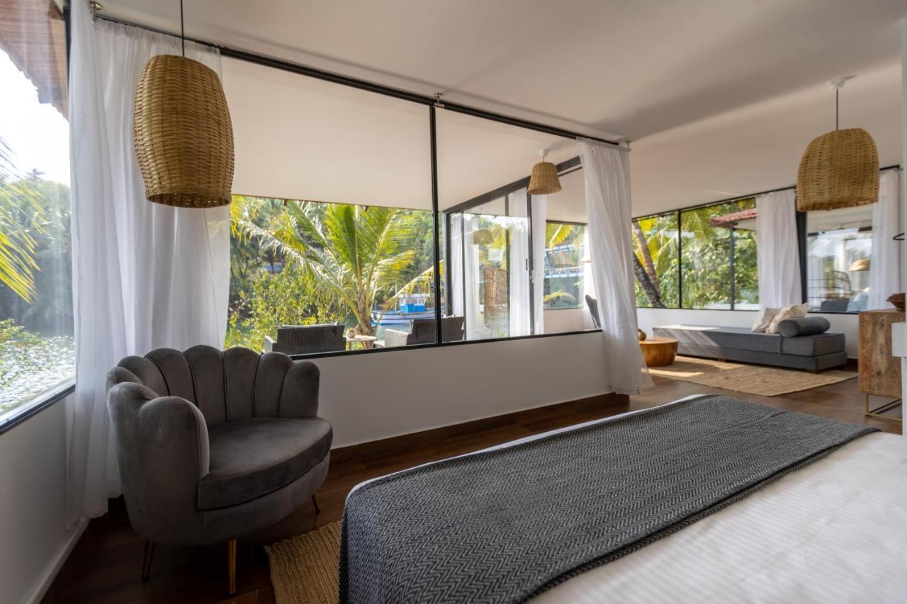 Pont Bleu Suites Riverside & Pool カナコナ エクステリア 写真
