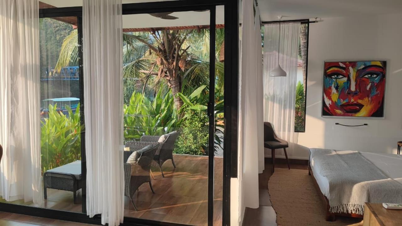 Pont Bleu Suites Riverside & Pool カナコナ エクステリア 写真